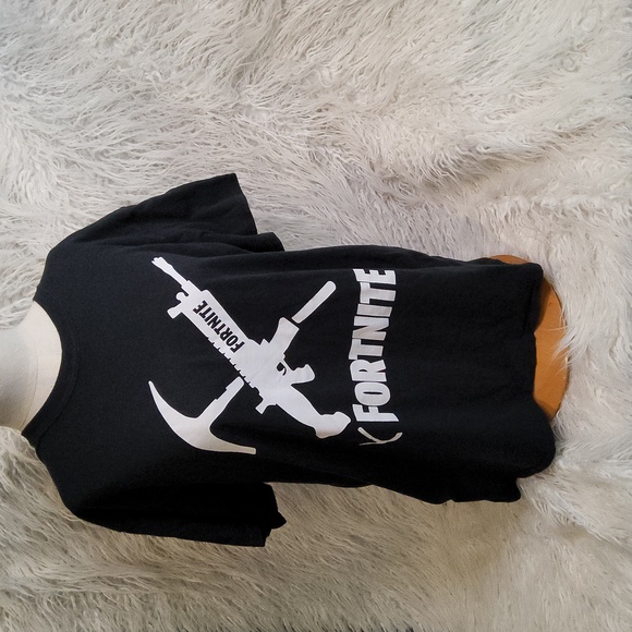 Fortnite graphic tshirt Large - Picture 1 of 1